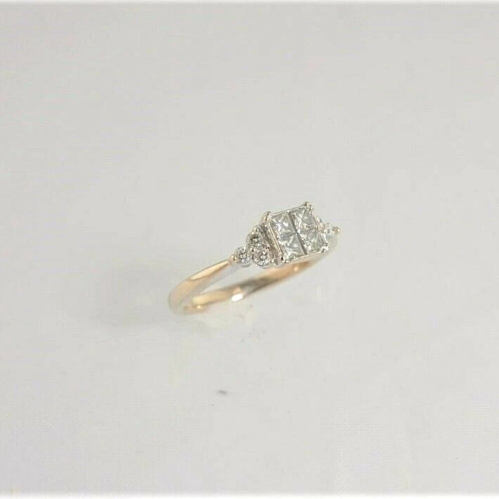 (I-1453-435) Ladies 14K white gold multistone diamond ring
